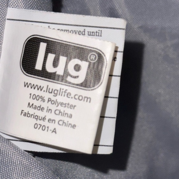 LUG GRAY CROSSBODY/MESSENGER BAG W BOTTLE HOLDER KEY FOB LOTS OF POCKETS - Picture 5 of 14